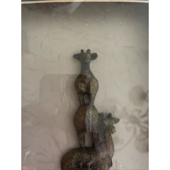 VTG African Style Giraffe Shadow Box Frame Wall Art Faux Wood Resin Sculpture - Picture 6 of 11